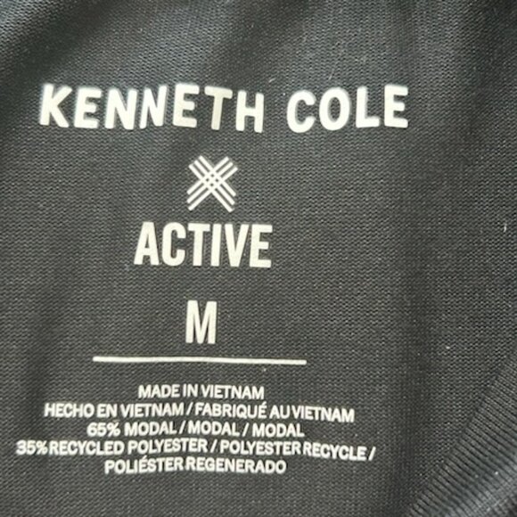 NWOT Kenneth Cole Active Workout Wear Shirt Mens M 4-Way Stretch Tech Tee Black - Picture 3 of 4